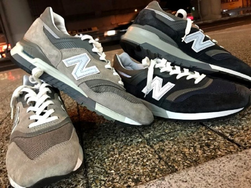 スニーカーのNEW BLANCE