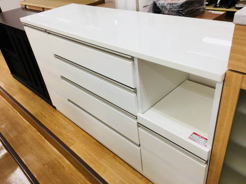 ニトリのキッチンカウンターが新入荷致しました！｜2018年11月10日