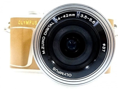 デジタル家電のデジタルカメラ