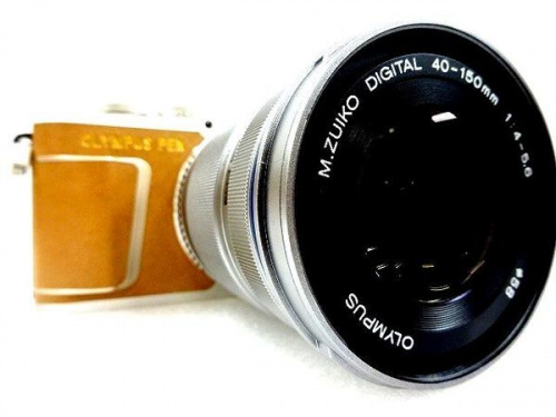 デジタルカメラのOLIMPUS