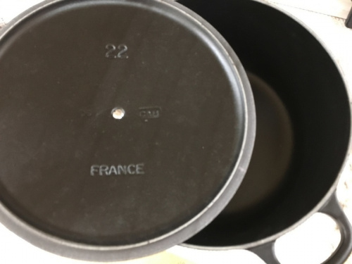 洋食器の両手鍋