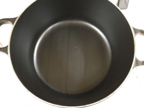 両手鍋のLE CREUSET