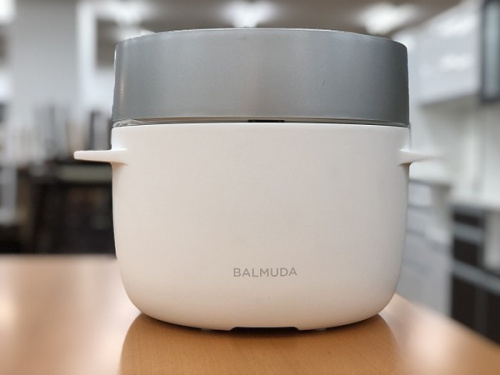 デザイン家電の炊飯器