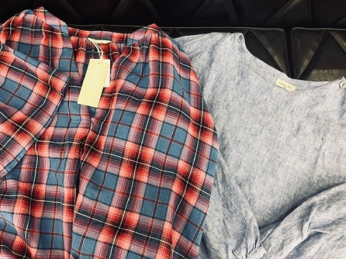 ブラウスの未使用品