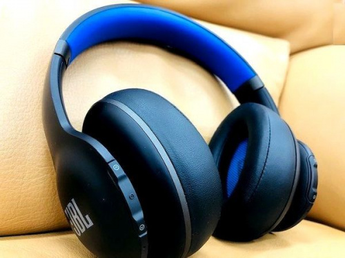 スピーカーのJBL