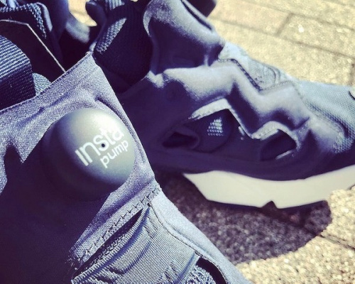 メンズファッションのスニーカー