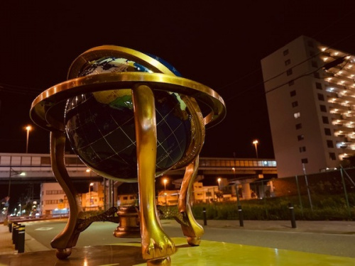 地球儀　の食器買取　タオル買取