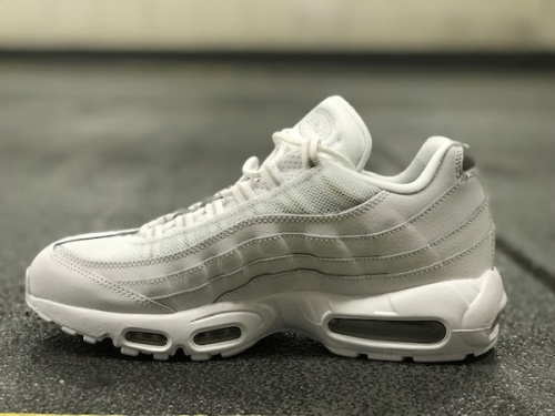 スニーカー 販売 神戸新長田のNIKE スニーカー