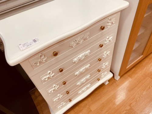 ダイニング　中古　販売の中古家具　安い