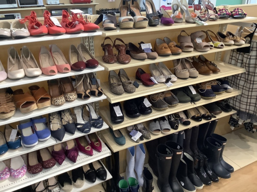 服　販売　中古の服　買取　中古