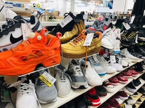 スニーカー　買取　神戸　神戸
