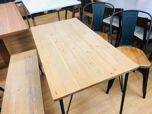 ダイニング 中古 販売の中古家具 安い