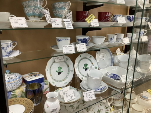食器 中古 神戸