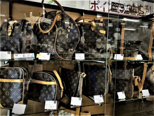 ヴェルニ　買取　神戸のモノグラム　買取　神戸