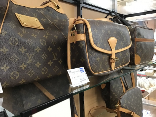 ブランドの家具