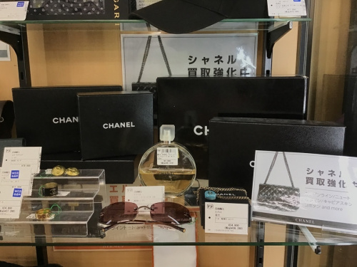 ルイヴィトンのCHANEL