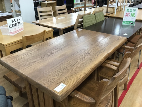 中古家具のソファ