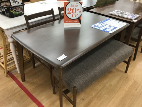 ダイニングセットの家具買取