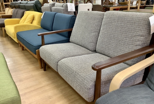 中古家具のソファー