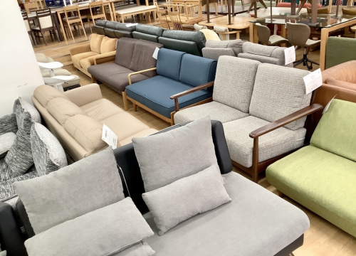 中古家具のソファー