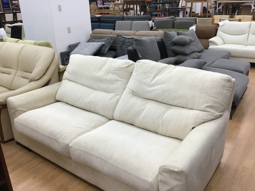 中古家具のソファー
