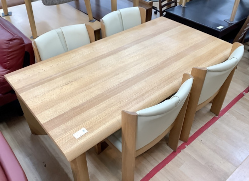 ダイニングセットの家具買取