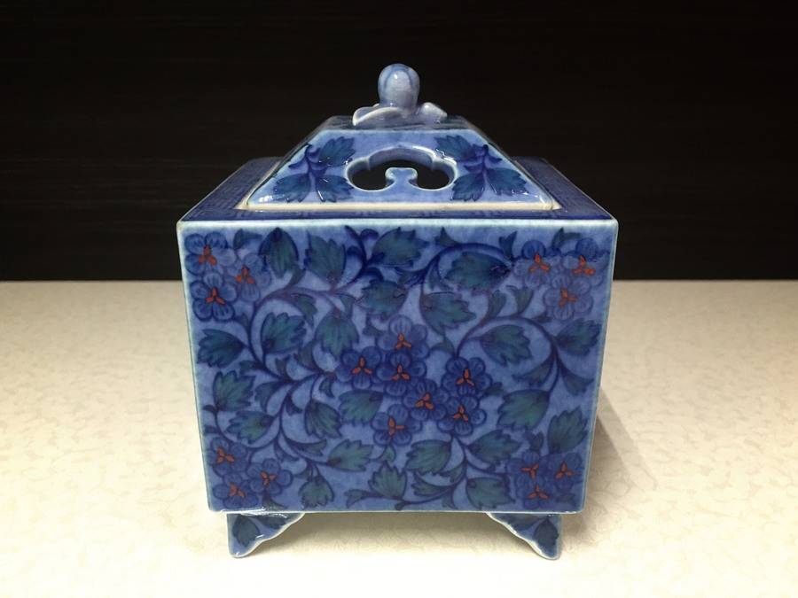 人間国宝十三代今泉今右衛門 香炉入荷！【練馬店】｜2017年04月