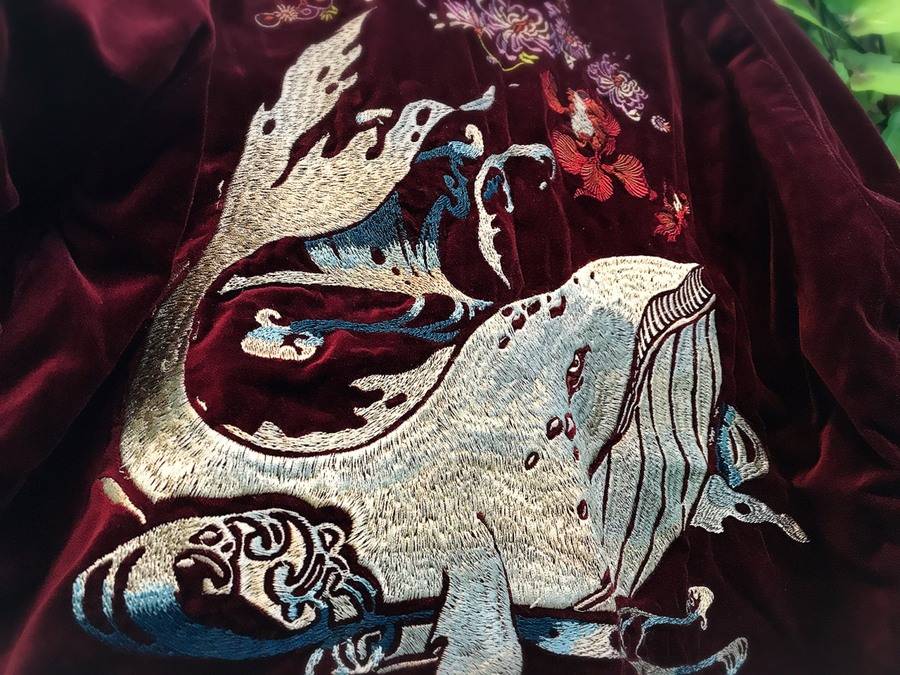ちきりや　リバーシブル　紫と金の刺繍スカジャン CHIKIRIYA - CHIKIRIYA 龍×鯨 兎×桜柄リバーシブルスカジャン サイズS