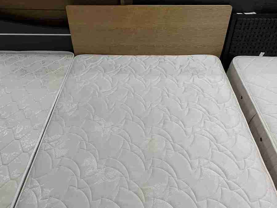 美品（練馬区は引取りのみ）セミダブルベッドフレーム セミダブル ベッド 宮付き 木製 ベッドフレーム LEGタイプ 脚