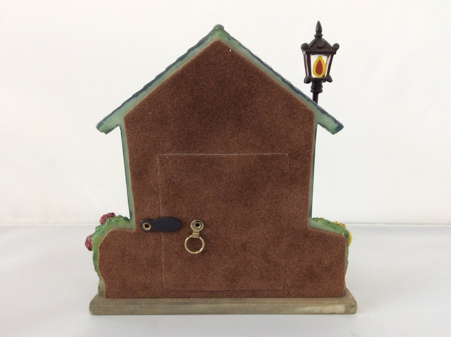 スタジオジブリ】猫の恩返しのフォトフレームのご紹介！【練馬店