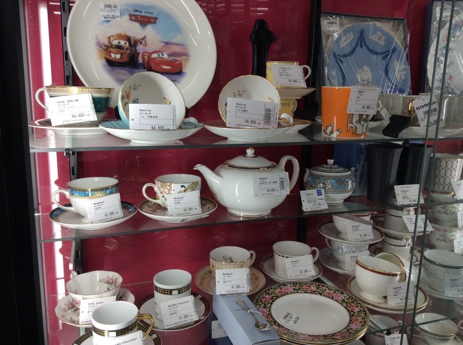 スタジオジブリ 猫の恩返し店頭用ディスプレイ - メルカリ スタジオ