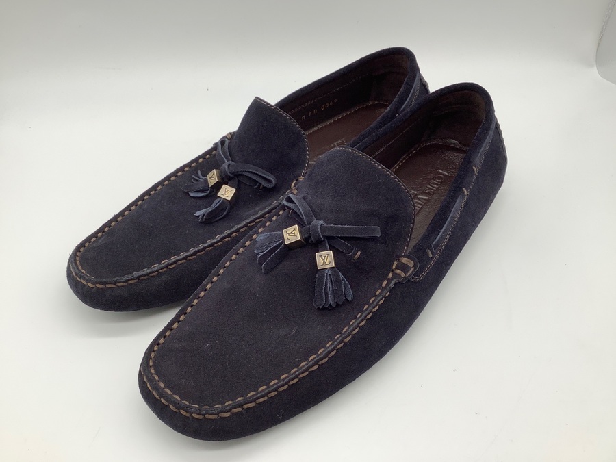 LOUIS VUITTON（ルイヴィトン）のタッセルスウェードドライビング