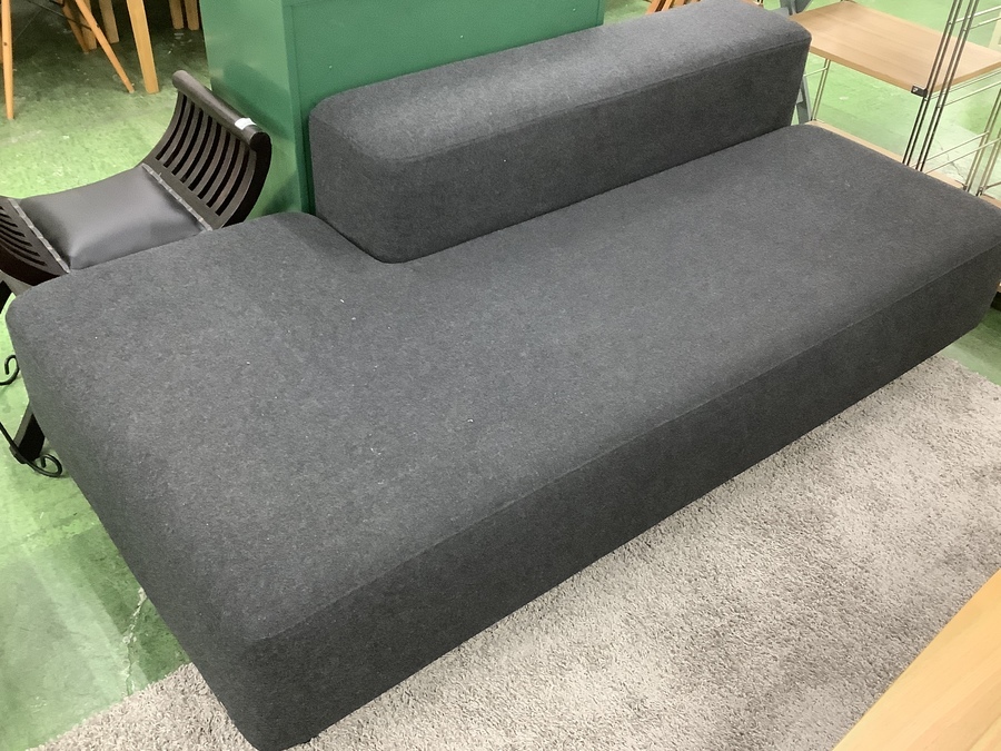 ゆったりくつろげる！無印良品のソファベンチを買取入荷しました