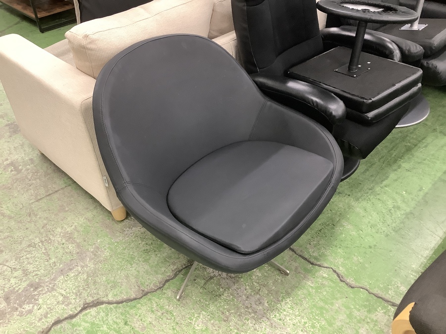 BoConcept（ボーコンセプト）のアームレスチェアを買取入荷しました