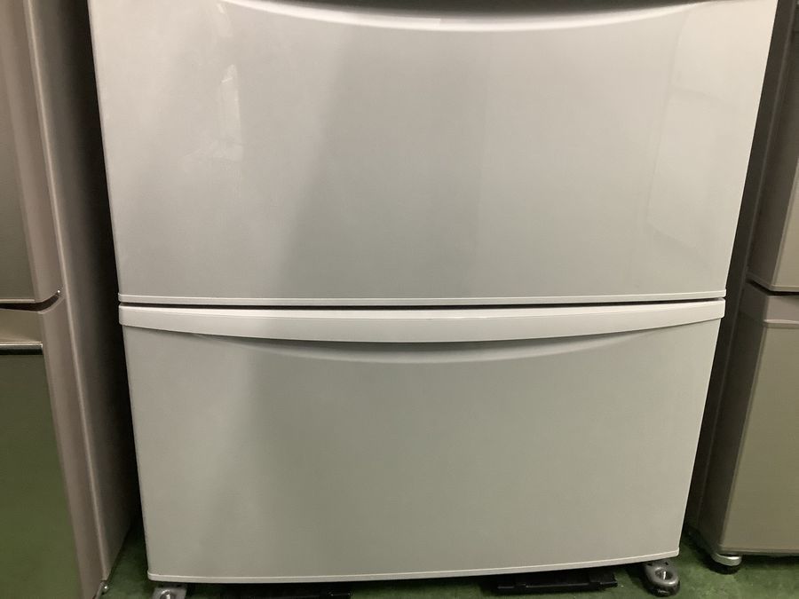 Panasonic(パナソニック)の6ドア冷蔵庫【NR-FV46V-H】を買取入荷しま 