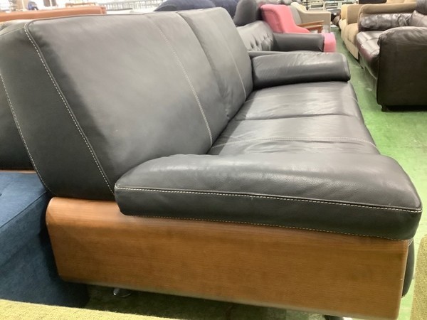 アサヒの3人掛けソファを買取入荷しました！【練馬店】｜2021年01月12