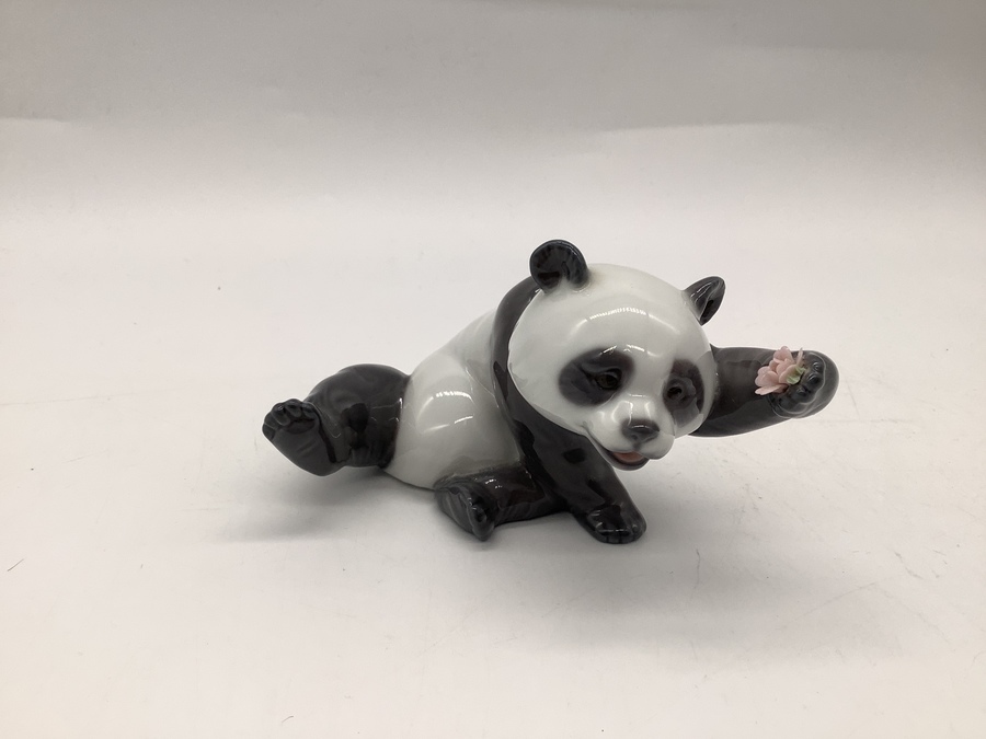 LLADRO(リヤドロ)のリトル・パンダシリーズの買取入荷をいたしました