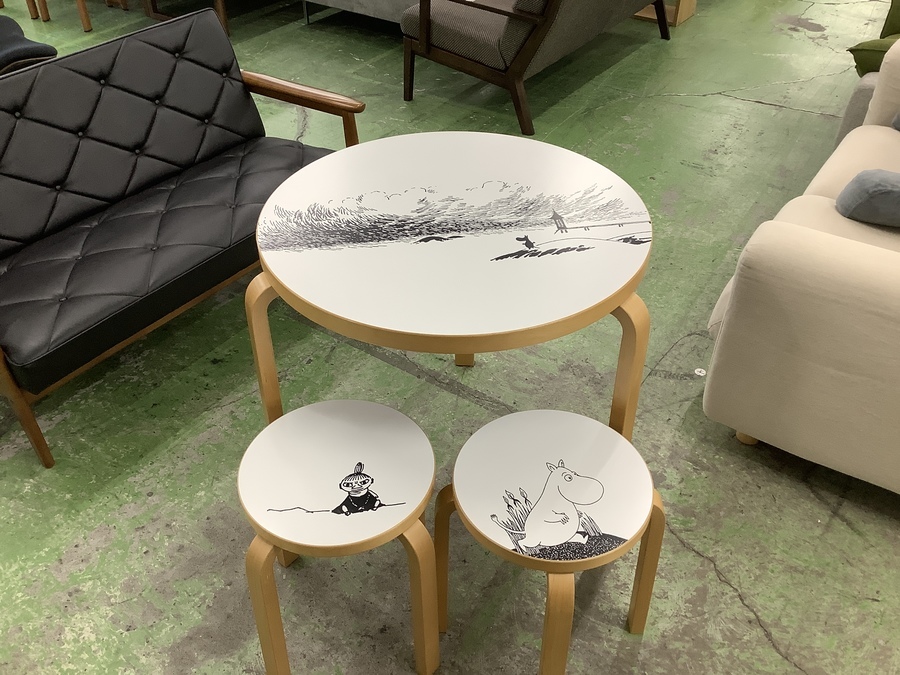 ★新品未使用品★Artek + Moomin アルテック＋ムーミン　スツール60 Artek + Moomin (アルテック＋ムーミン) Stool 60 Celebration | Artek