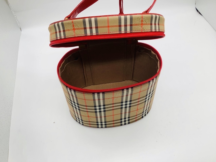 BURBERRY (バーバリー) のバニティバッグ をご紹介します！！【練馬店
