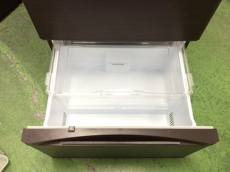 J3613 【リユースのサカイ柏店】　MITUBISI　ミツビシ　 6ドア冷蔵庫　観音開き　MR-WX52A-P1　　2017年製　クリーニング済み　参考価格：198,000円 MITSUBISHI(三菱)の6ドア冷蔵庫(MR-JX52A-RW1)のご紹介でございます