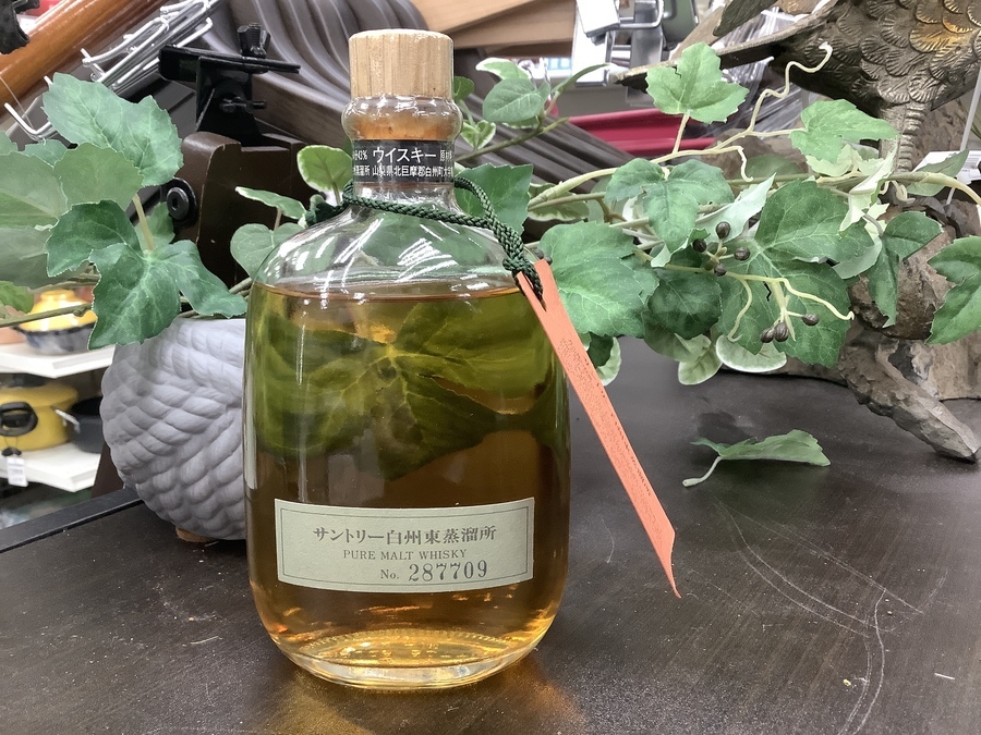 白州蒸留所限定　ピュアモルト　300ml 白州蒸留所限定 300ml ピュアモルトウィスキーを買取入荷いたし