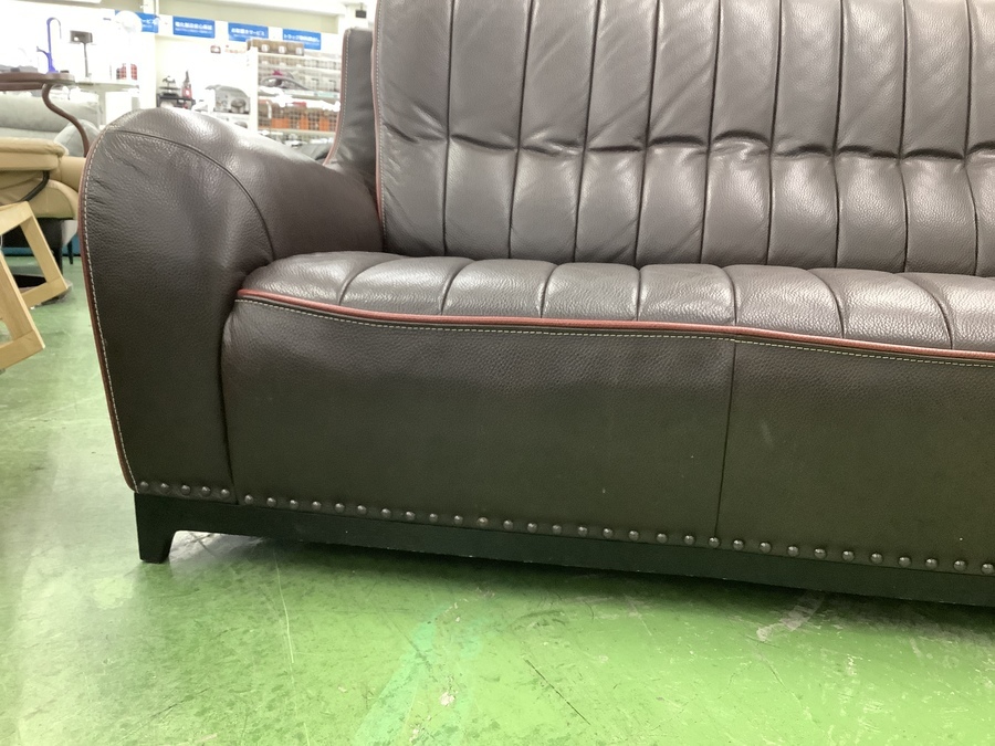 KARIMOKU(カリモク)の3人掛けソファー ZS91を買取入荷いたしました