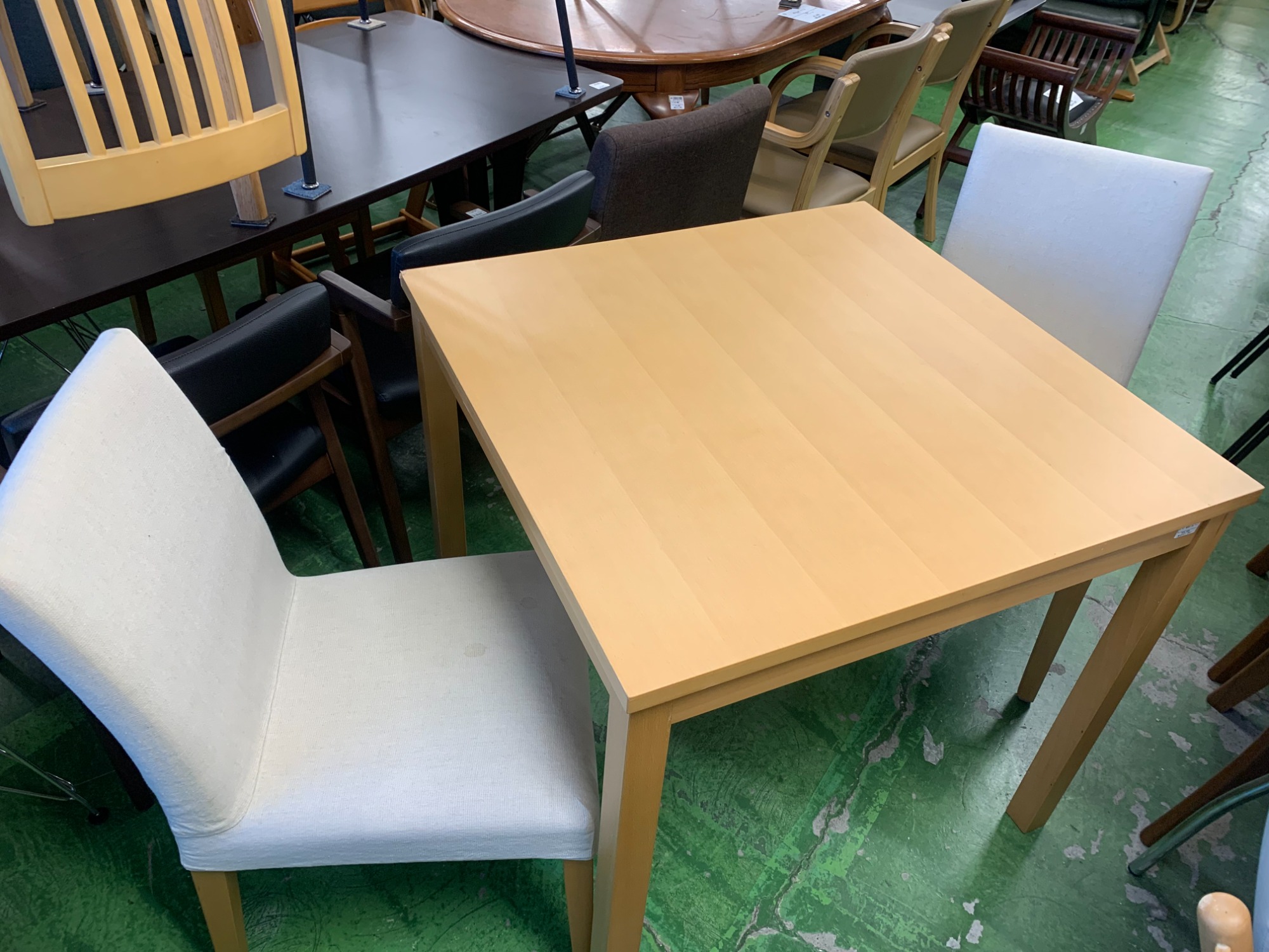 中古家具を買うならトレファク！無印良品のダイニング3点セットのご