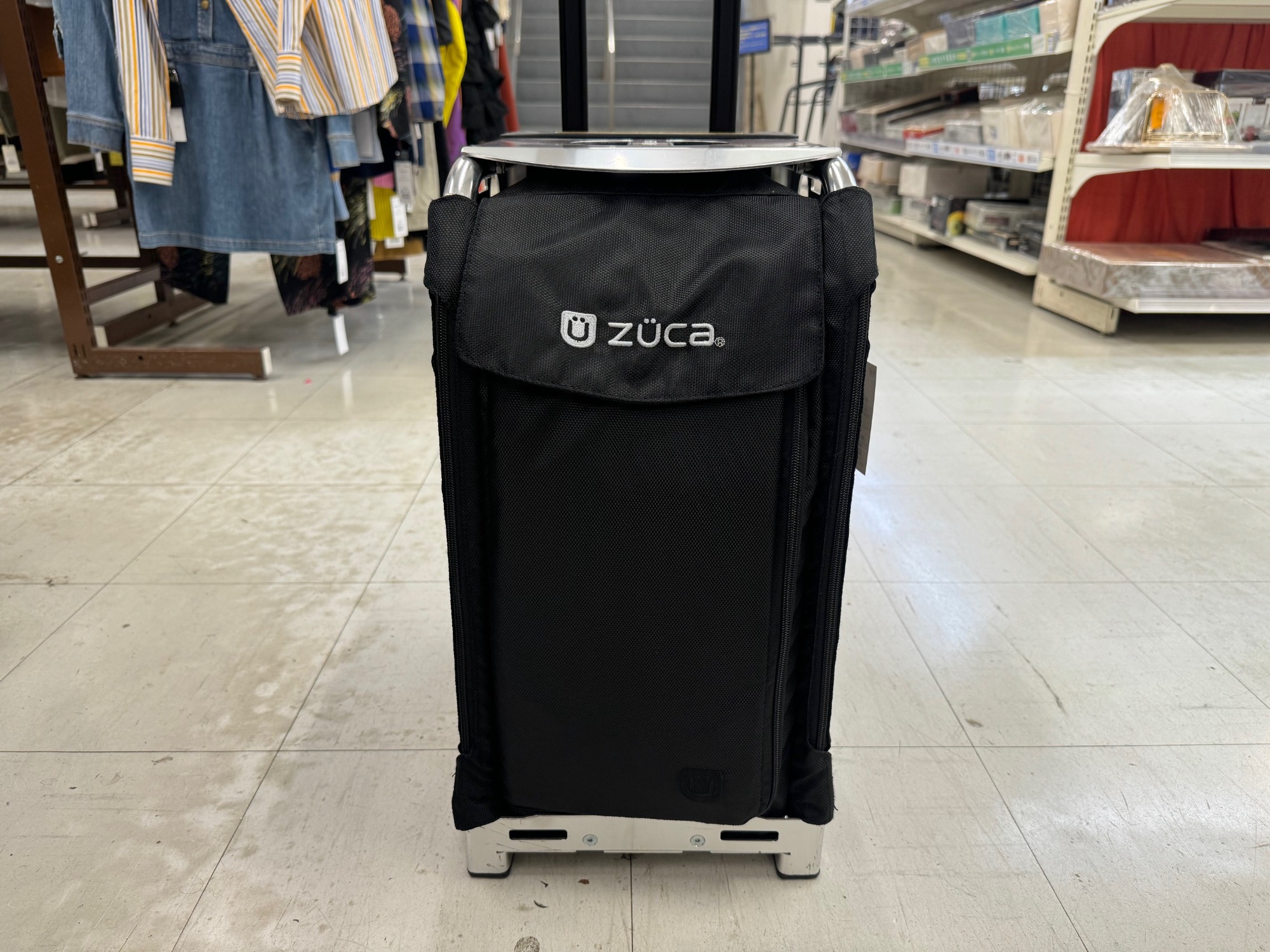 座れるキャリーバッグ ZUCA NAVIGATOR Black/Black （ズーカ
