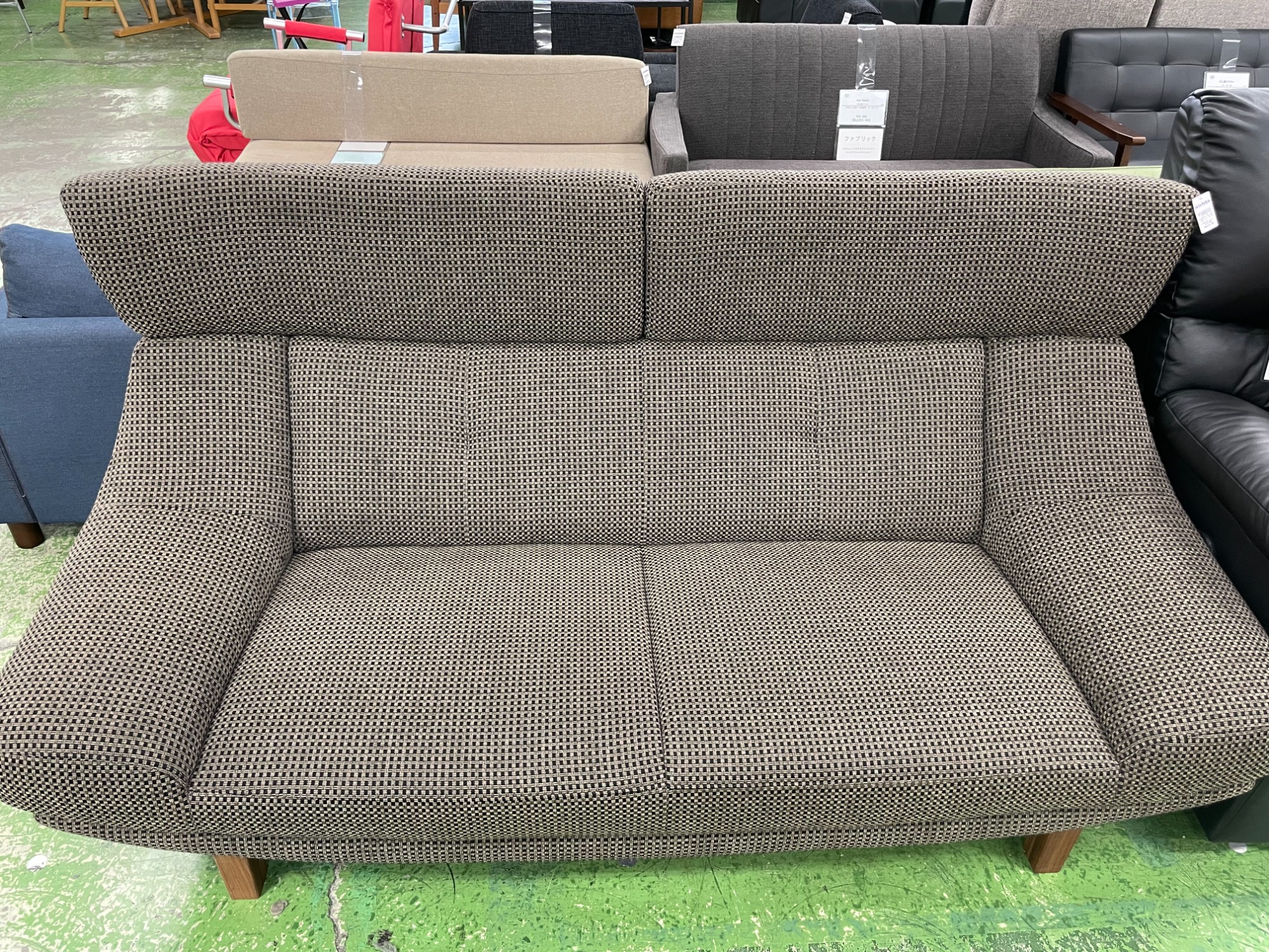 karimoku/カリモク 2人掛けハイバック ファブリックソファーが入荷