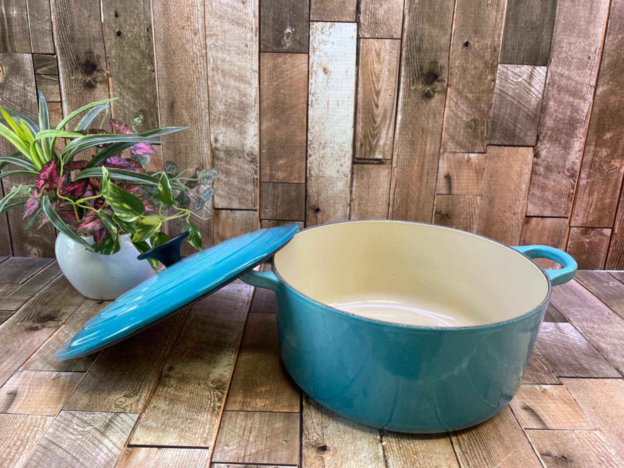 LE CREUSET(ル クルーゼ)24cm 鍋】が買取入荷いたしました！｜2024年11