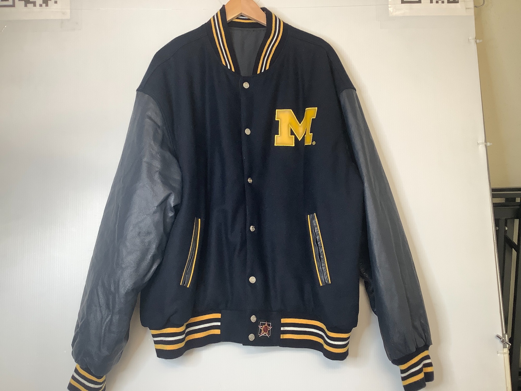 JH DESIGN(ジェイエイチデザイン) リバーシブルスタジャンを買取