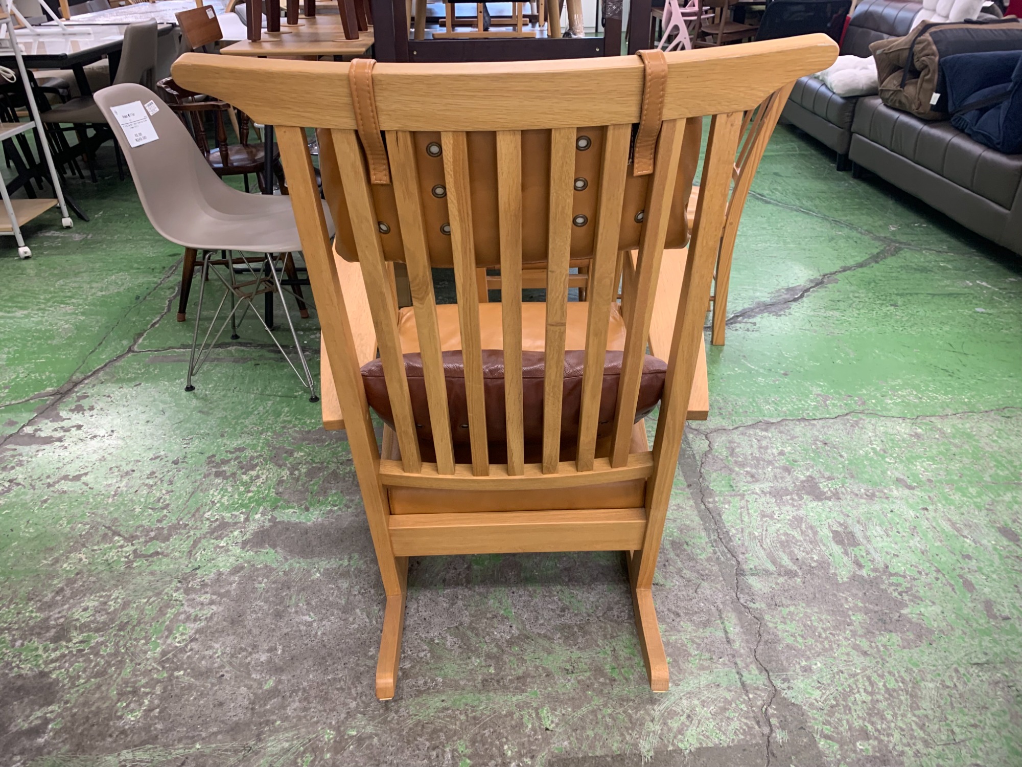 シギヤマ家具ロッキングチェアーR-012買取入荷しました！｜2025年11月