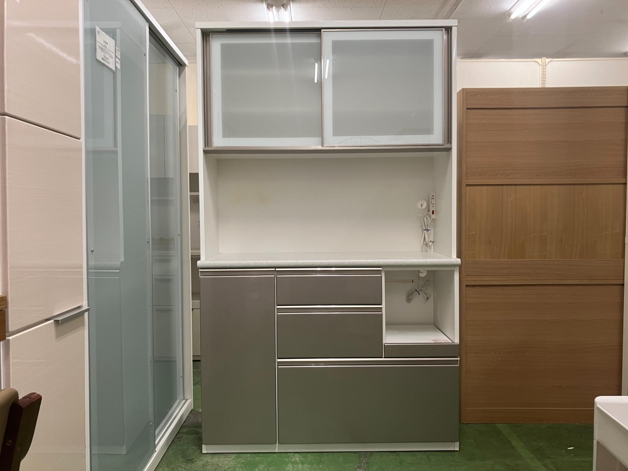 【トレファク神戸新長田】アイボリーのレンジボード入荷しました！!!【取りに来れる方限定】 家具多数展開中】新生活応援！サンコウのレンジボードをご紹介します
