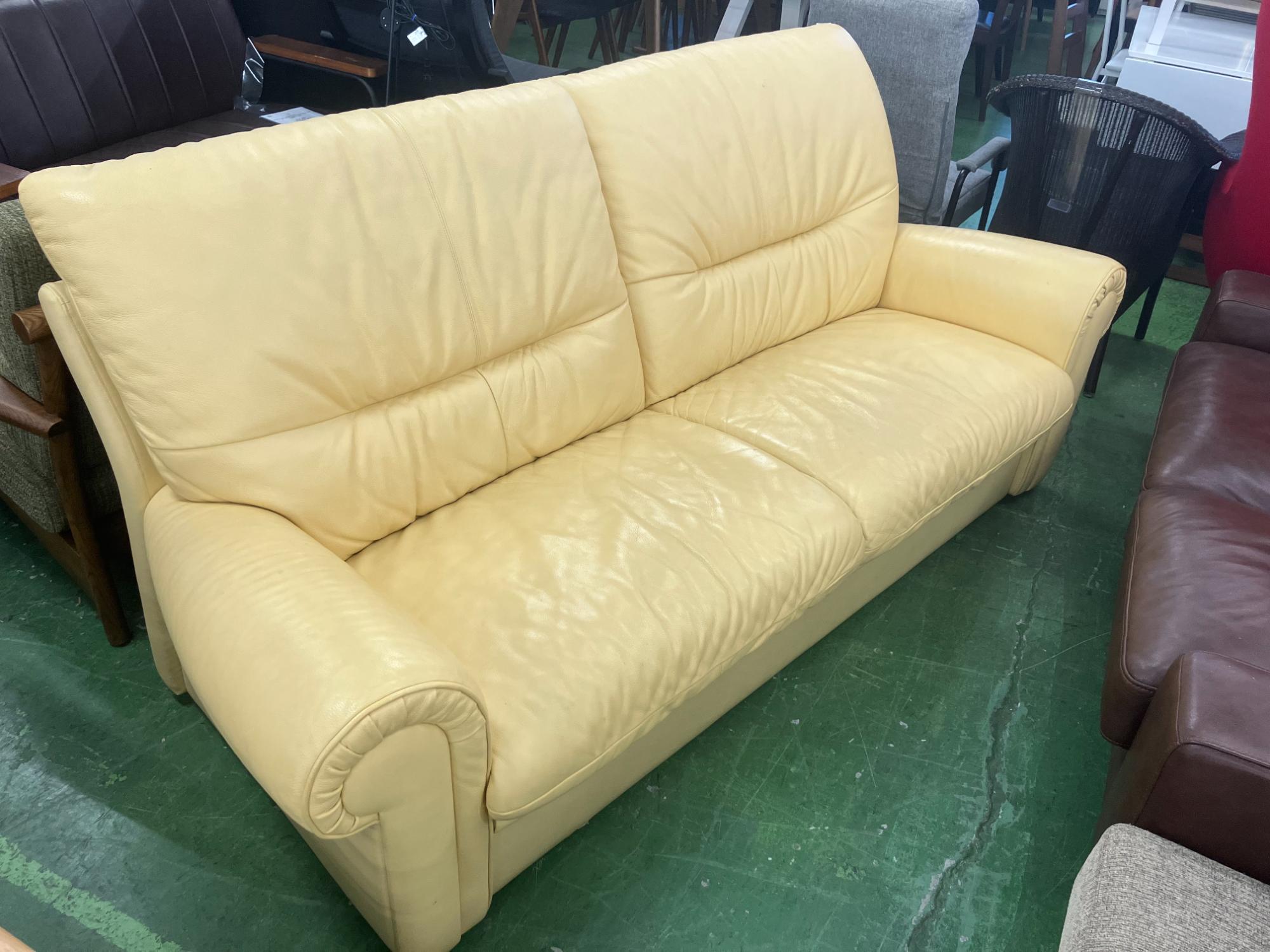 【トレファク神戸新長田】Karimokuの2人掛けソファー入荷しました！!！！【取りに来れる方限定】 家具多数展開中！！【karimoku2人掛けソファー】買取入荷いたしました